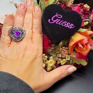GUESS STRETCH HEART RING